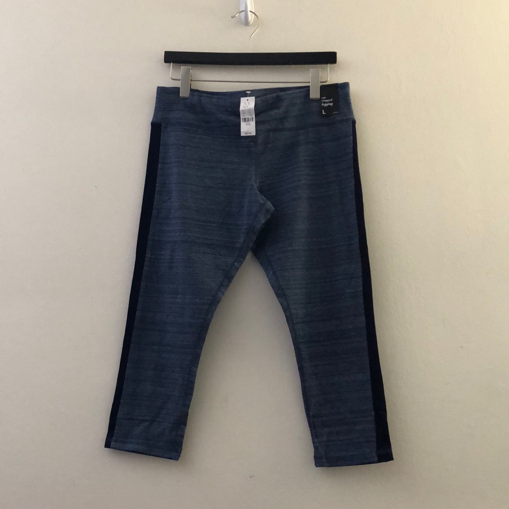 💜3/$24 NWT nyco cropped yoga leggings